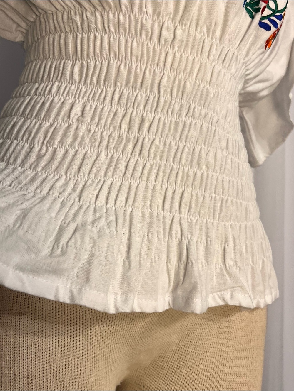 Embroidered blouse, peasant, floral, mexican blouse, hand made White smoked S /M - Picture 3 of 9